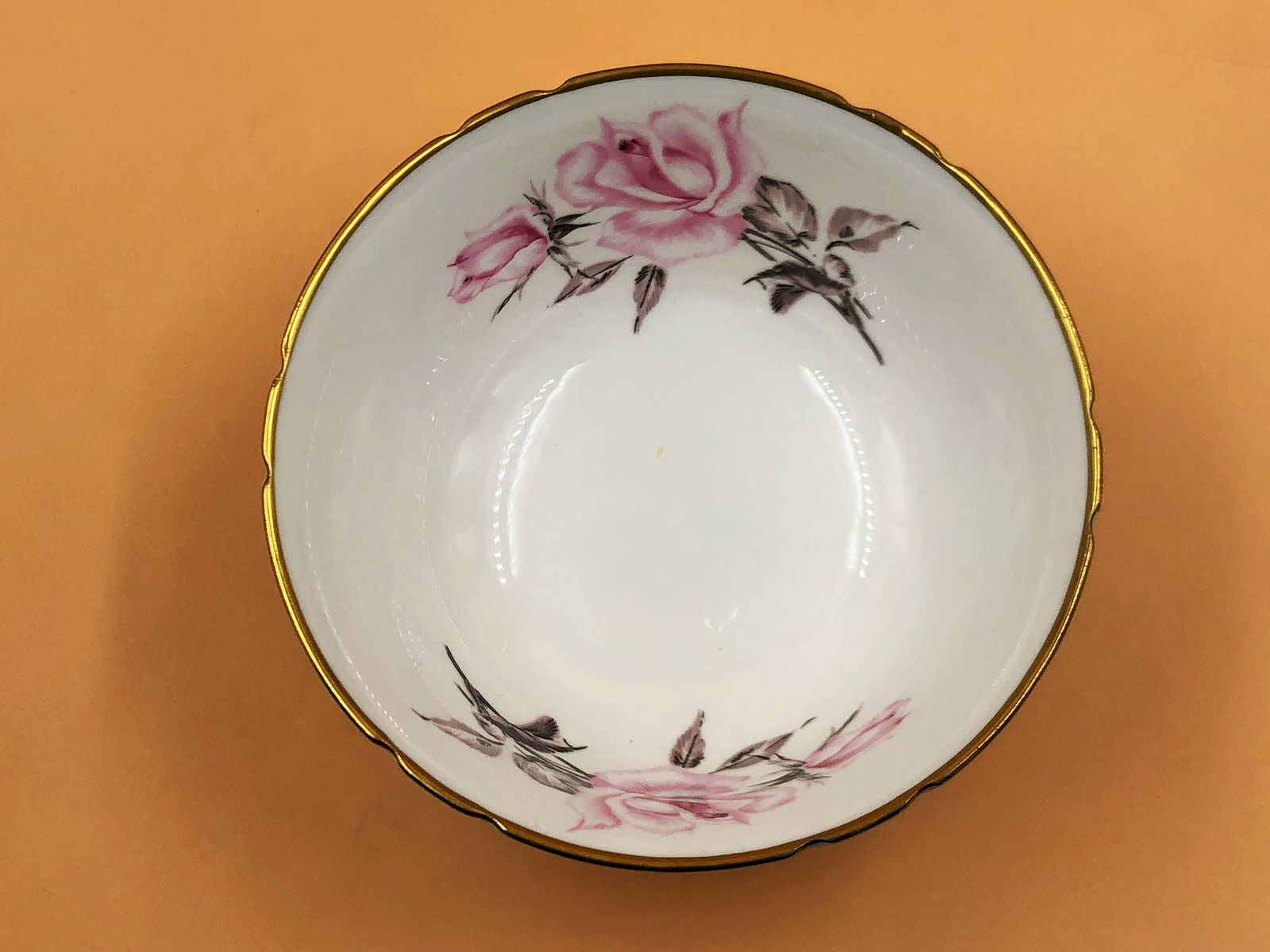 Shelley China Rosalie Ripon Shape With Gold Trim Creamer And Open Sugar Bowl Set. 14128. photo vinterior