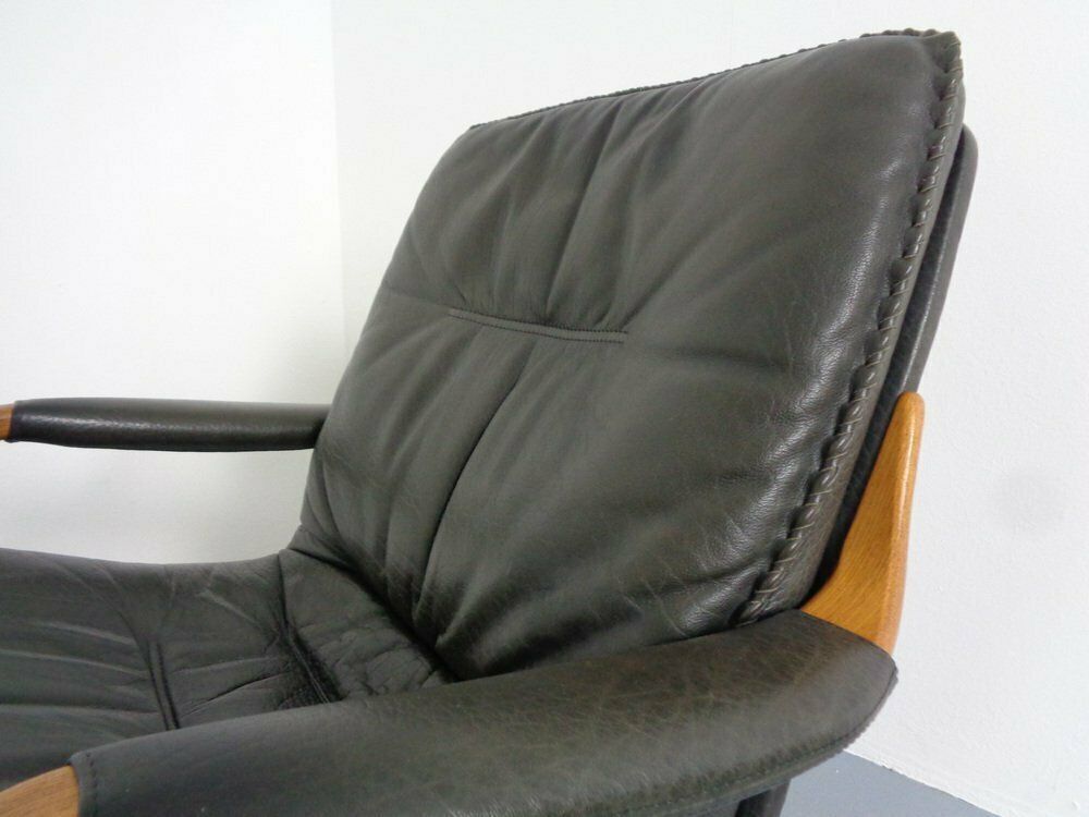 Danish Teak & Leather Swivel Lounge Chairs From Berg Furniture, 1970s, Set Of 2 photo 1384.0