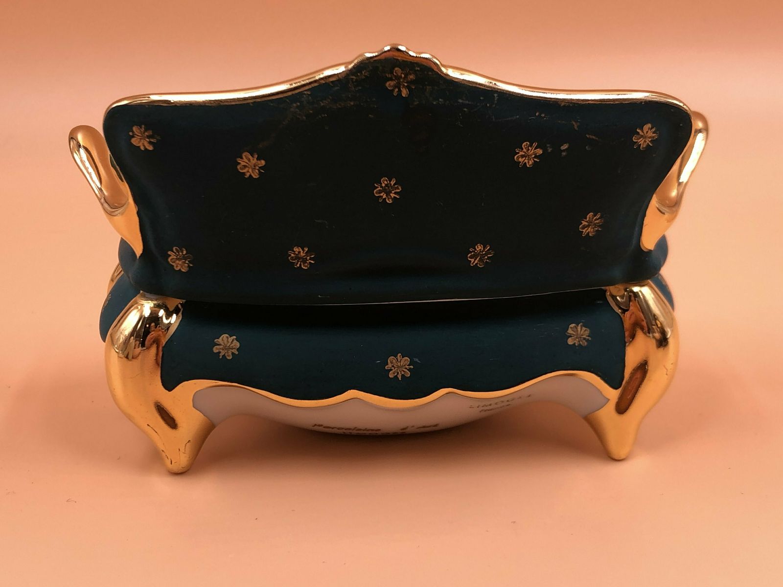 Limoges Porcelain Green / Gold Sofa Trinket Box / Jewelry Box With Courting Couple. photo for sale