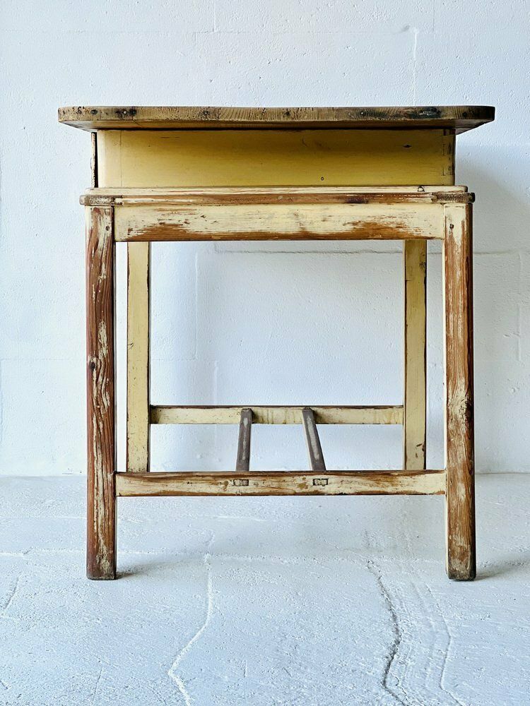 photo furniture Vintage Dining Table, 1960s