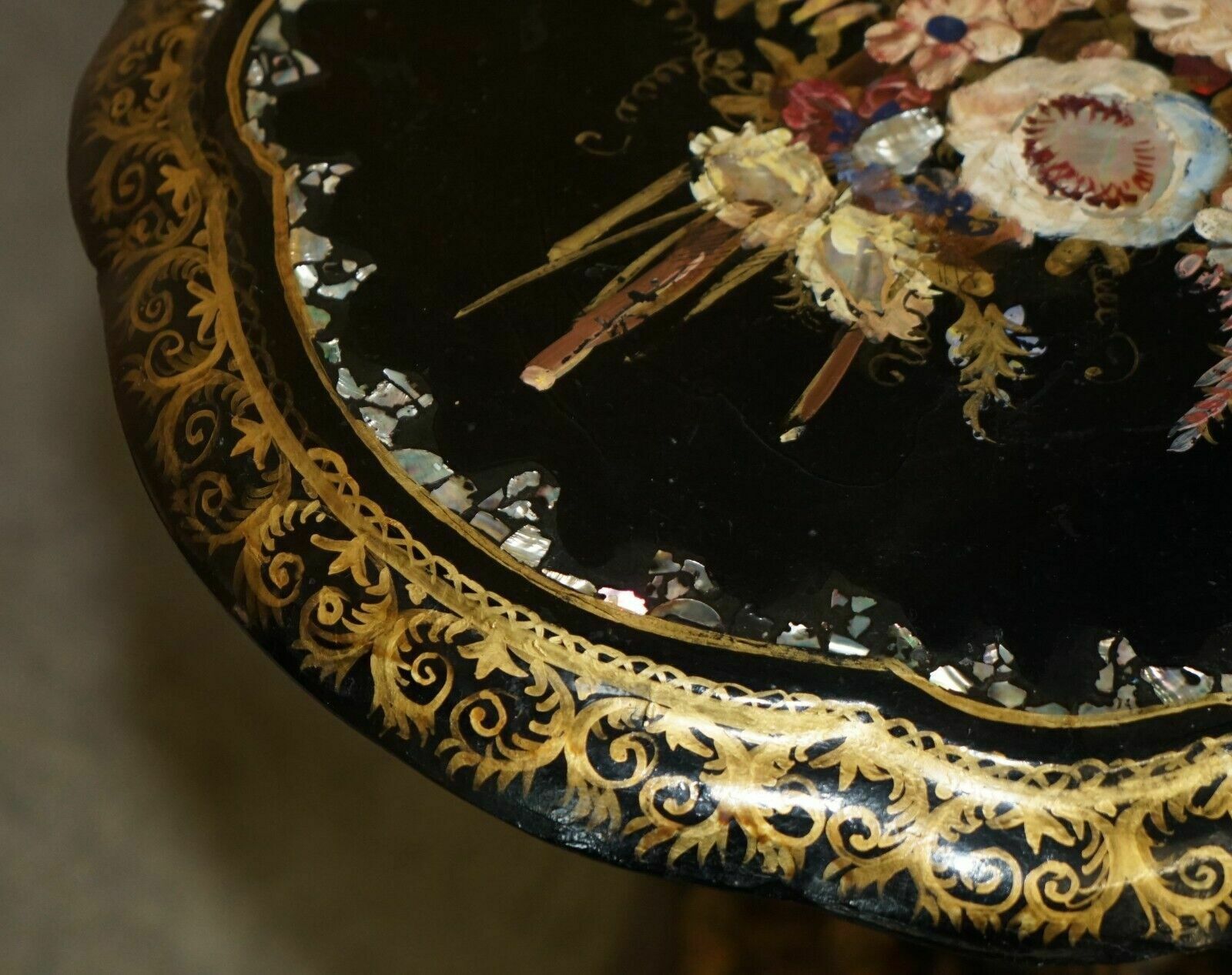 photo furniture Antique Regency 1815 Jennens & Bettridge Stamped Mother Of Pearl Tilt Top Table