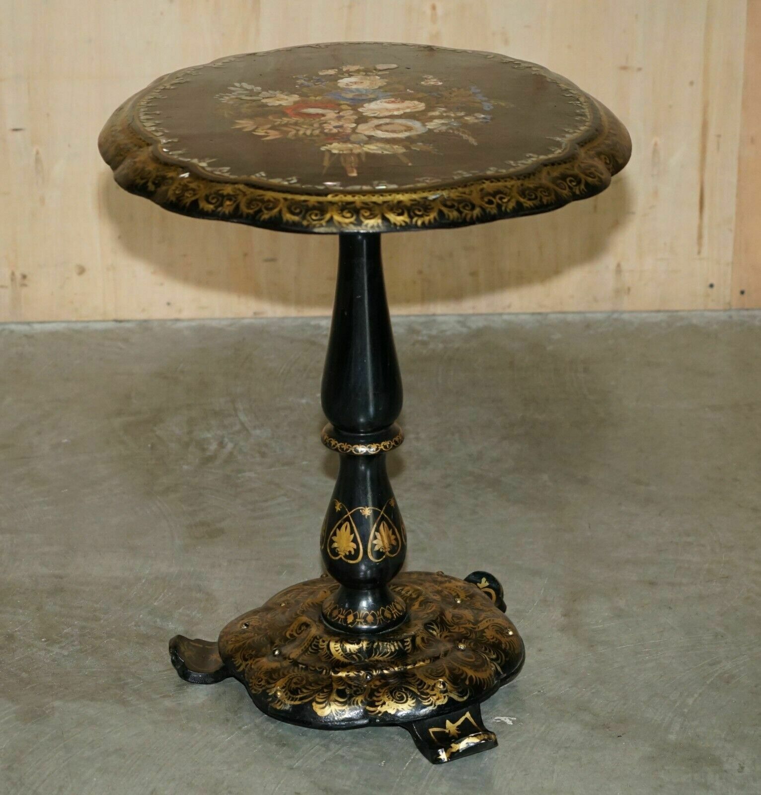 photo vintage Antique Regency 1815 Jennens & Bettridge Stamped Mother Of Pearl Tilt Top Table