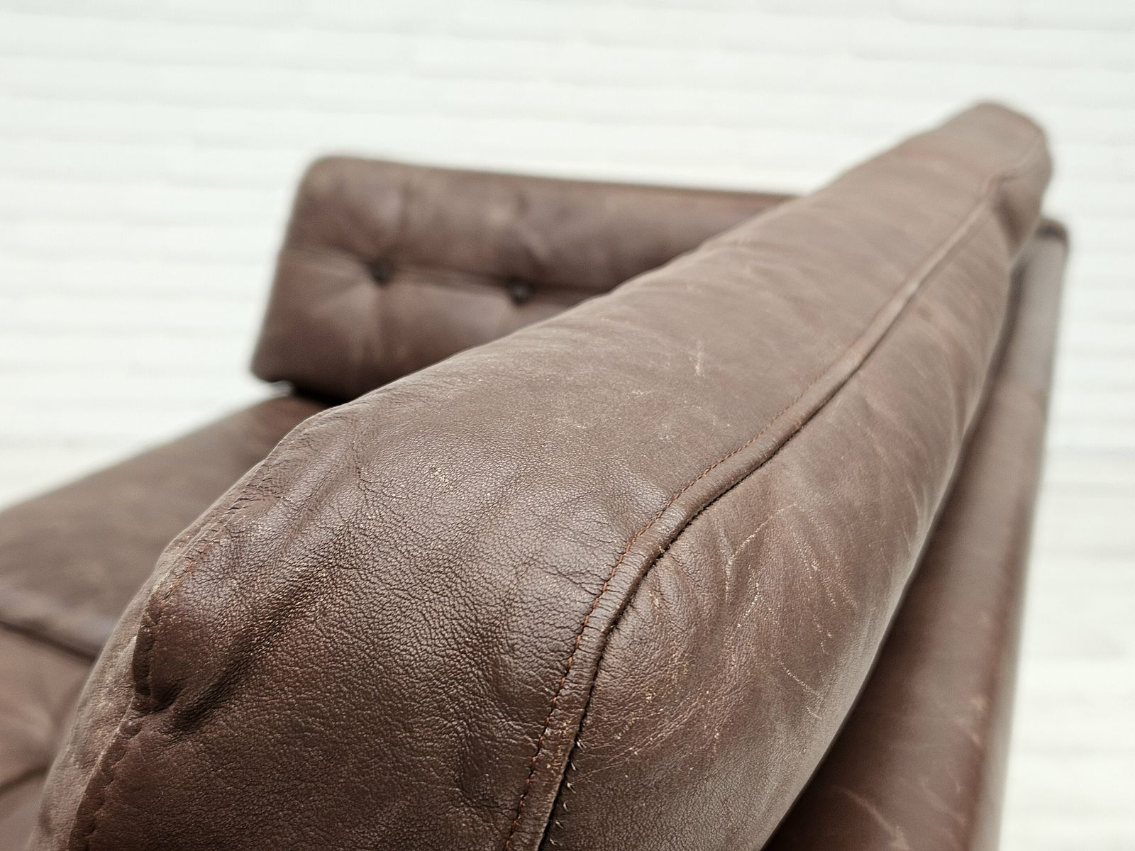 1420.0 1970s, Danish 2 Seater Classic Sofa, Original Brown Leather. photo