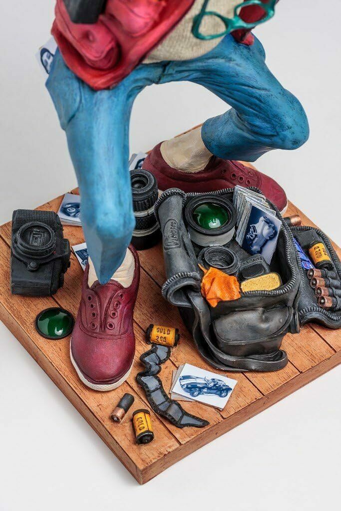 Guillermo Forchino – The Photographer: Hilarious Comic Art Sculpture! photo Home Decor