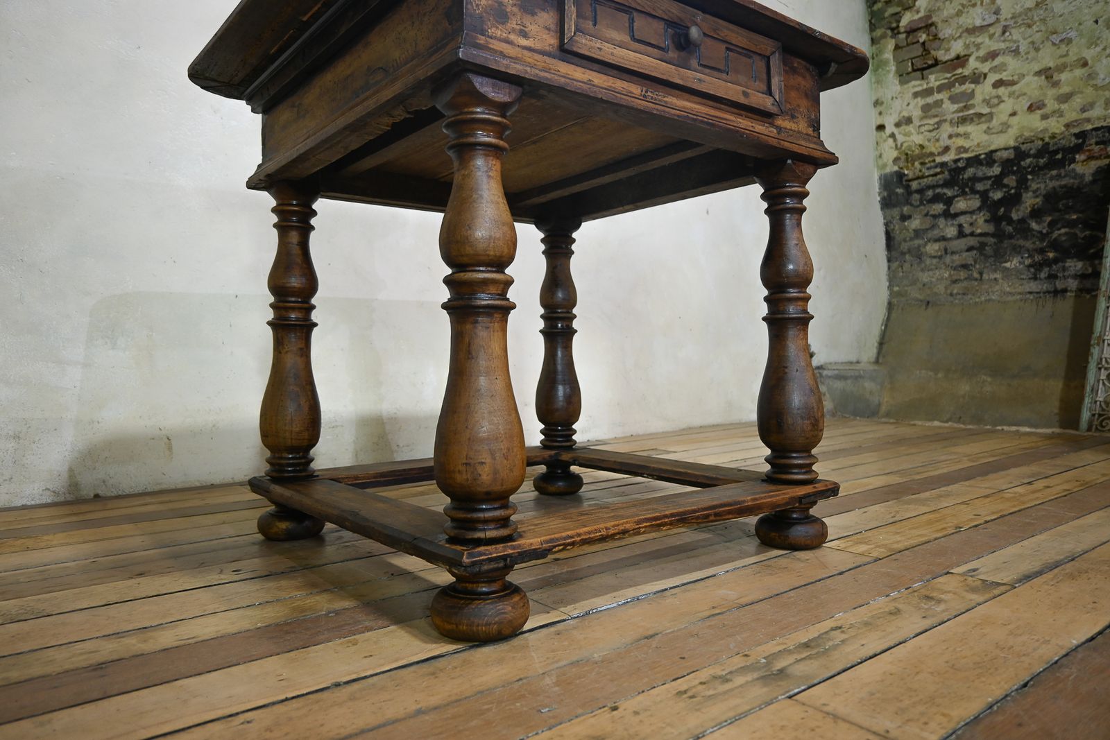 18th Century North Italian Walnut Centre Table photo Furniture