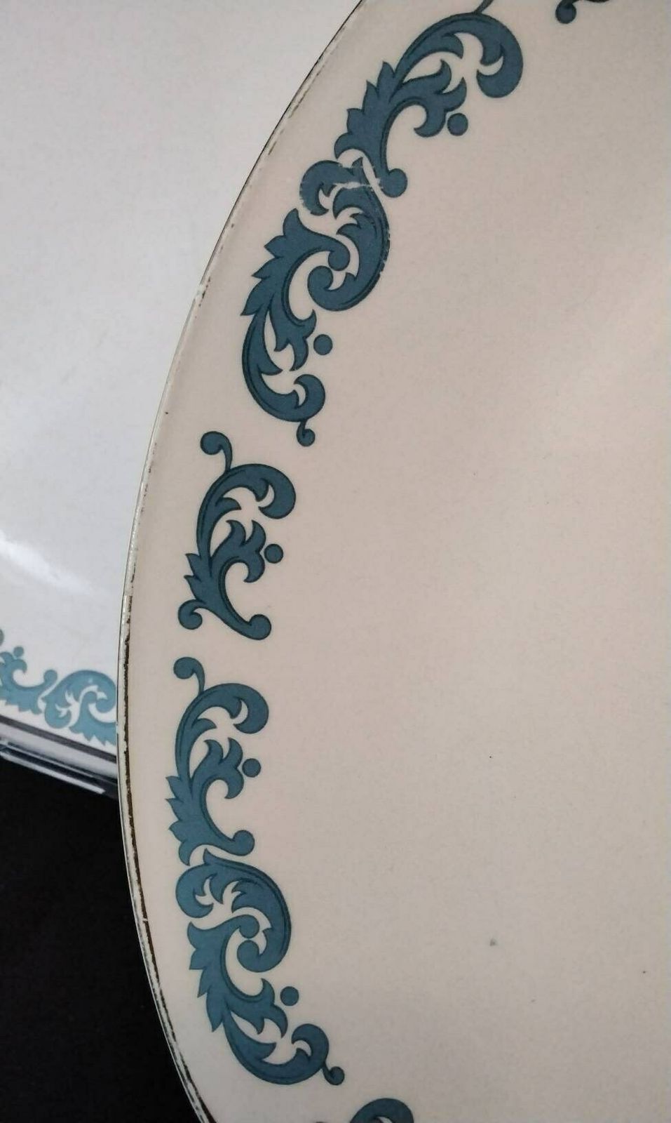 Six Vintage Large Crown Essex Capri Design Blue And White Plates Edged In Gold Plates Sold As Set Of 6 N/S 354 photo buy
