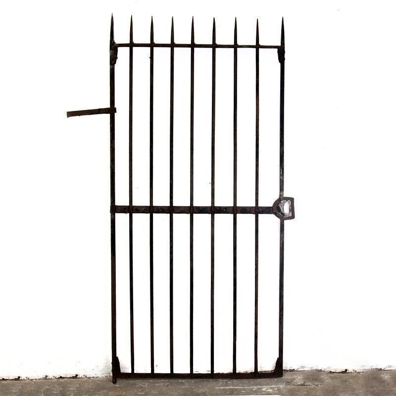Antique Wrought Iron Gate With Spikes photo 600.0