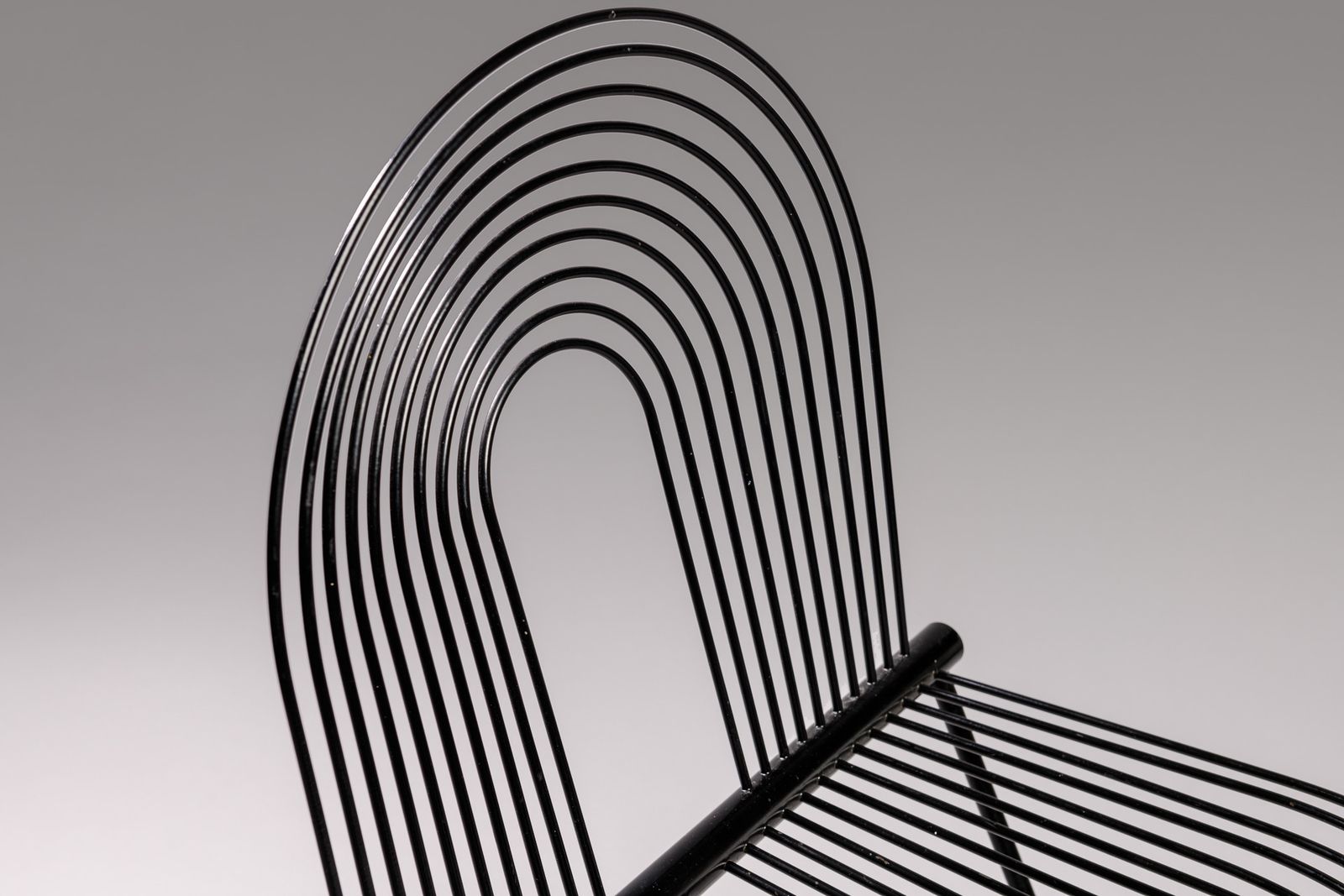 Herbert Ohl For Rosenthal Studio Linie Einrichtung, ‘Swing’ Chair In Black Painted Spring Steel, Germany, 1982 photo Furniture
