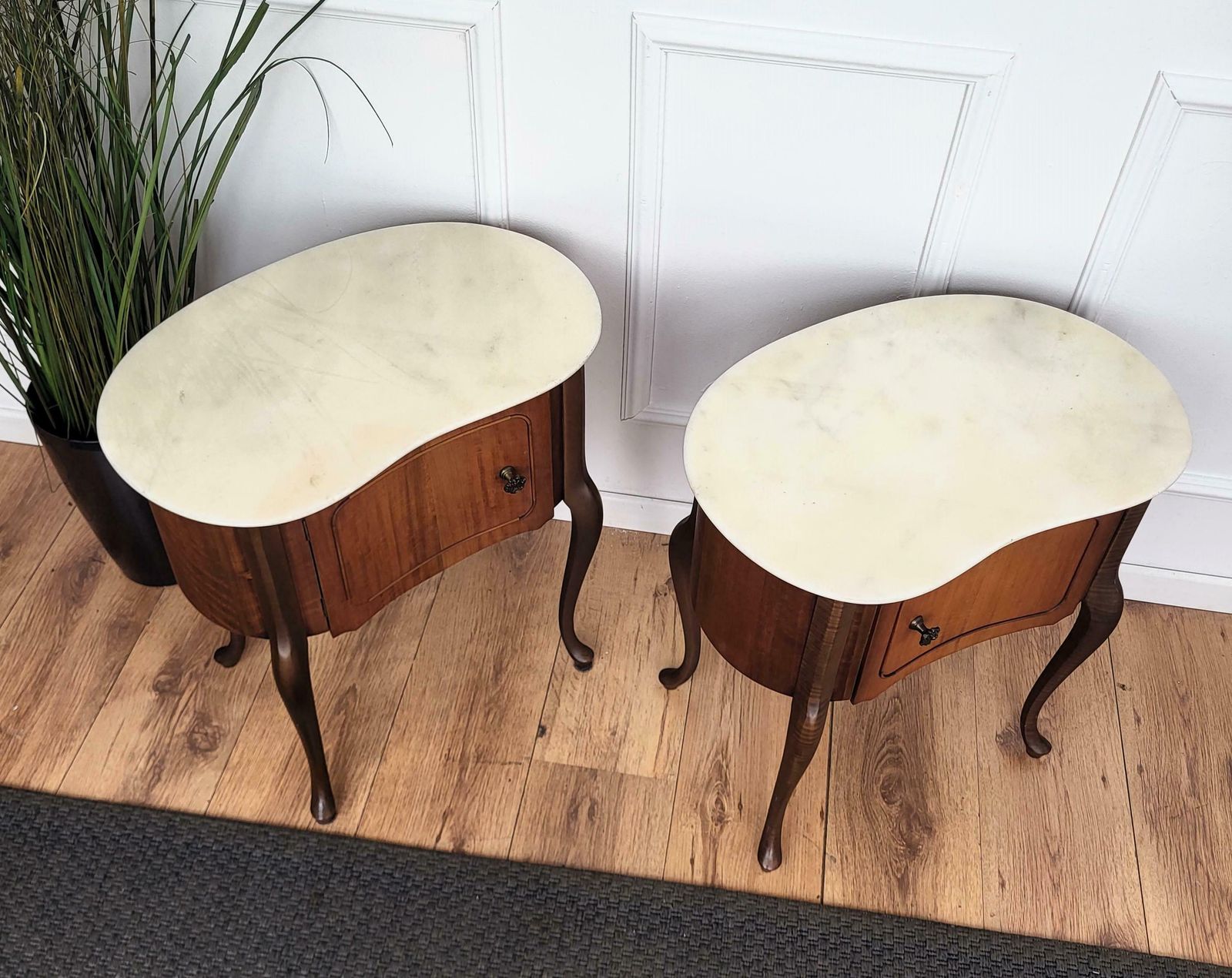 photo furniture Pair Of Italian Art Deco Kidney Shaped Night Stands Bedside Tables Marble Top