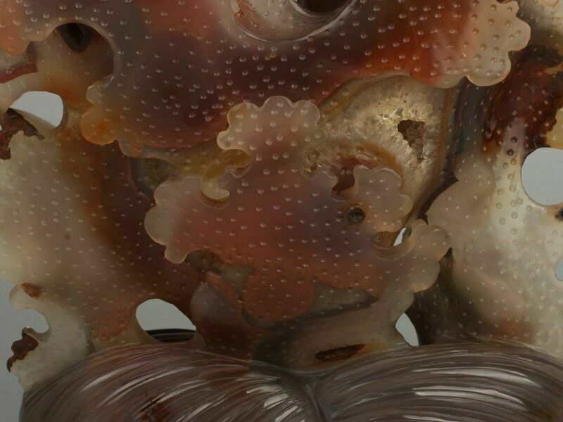 photo furniture Chinese Agate Carved 8 Golden Fishes Figure