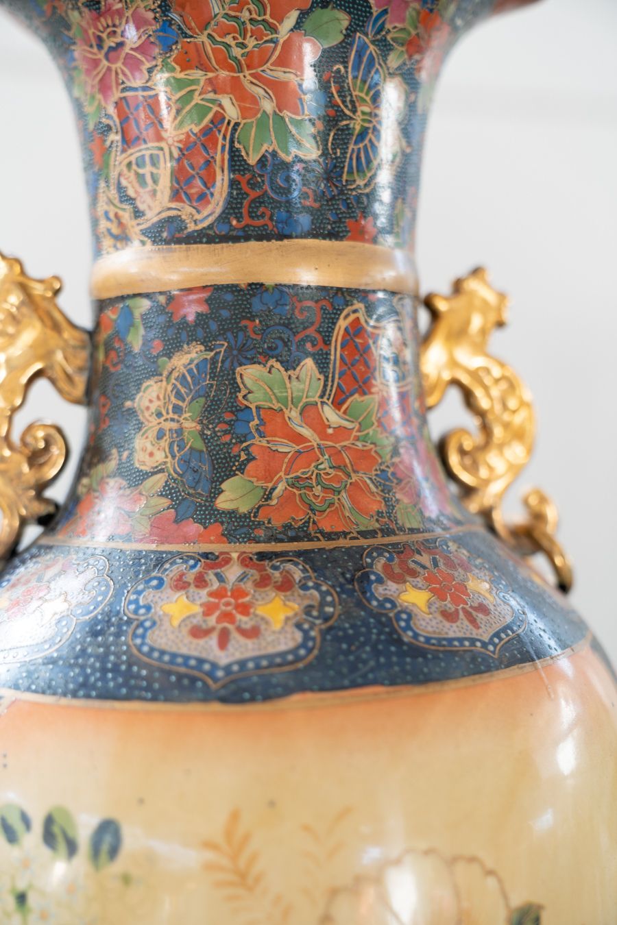Large Chinese Golden Satsuma Vase, Eastern Miji Period photo Home Decor