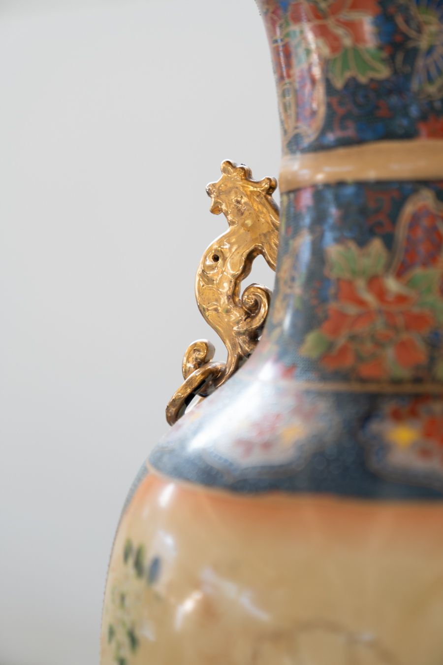 Large Chinese Golden Satsuma Vase, Eastern Miji Period photo buy