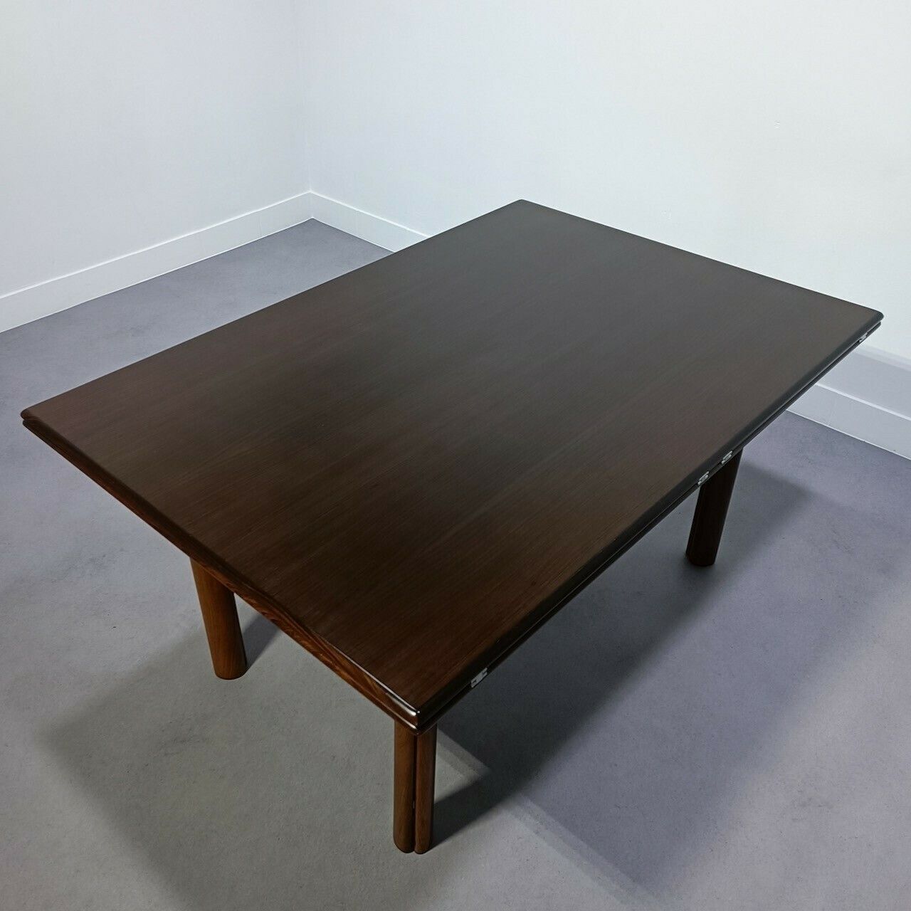 Uitschuifbare Teakhouten Eettafel In De Stijl Van Frank Declerq