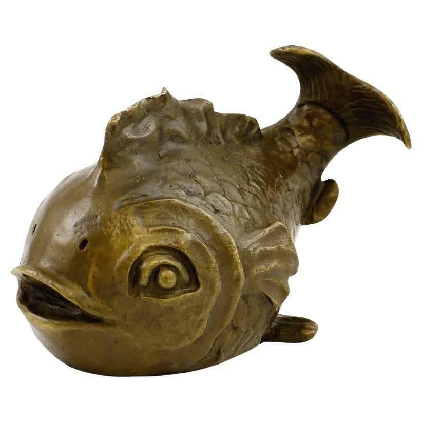 Sculpture, Contemporary Bronze Paperweight, Xxist Century.