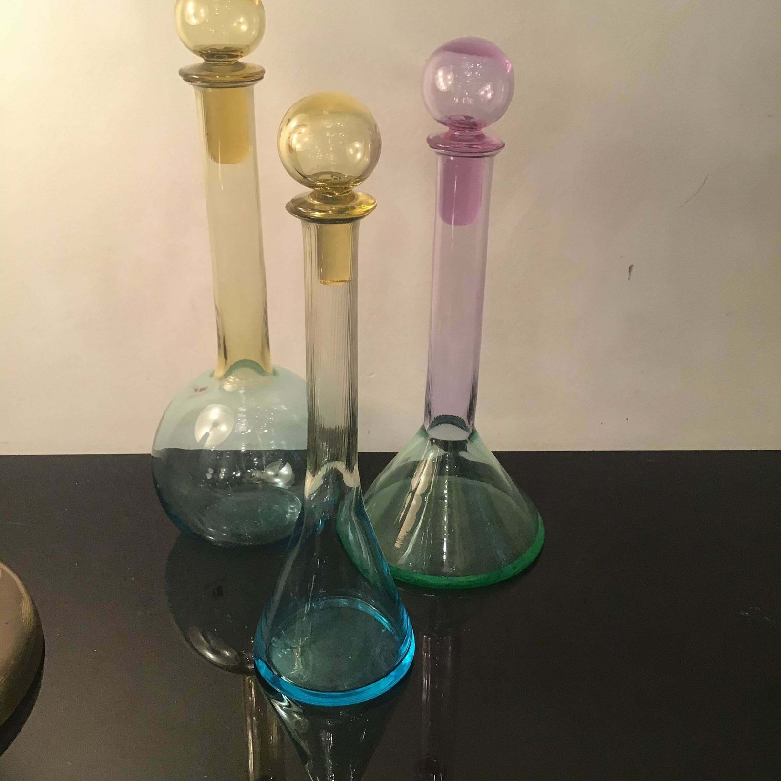 Carlo Moretti Set Of 3 Red White Rose' Wine Bottles Murano Glass 1970 Italy photo vintage