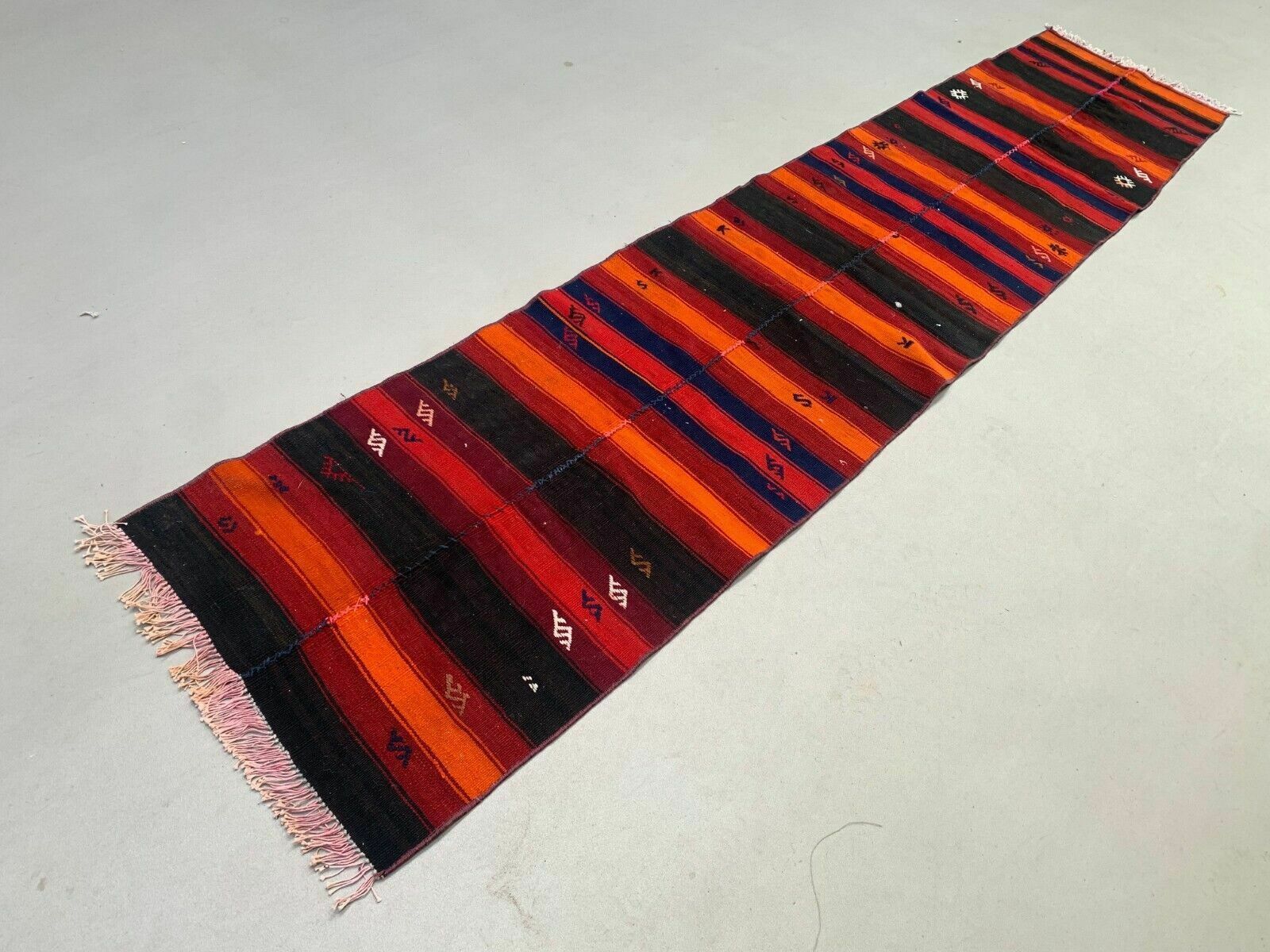 Old Turkish Narrow Kilim Runner 274x61 Cm Shabby Chic, Vintage Kelim photo Textiles