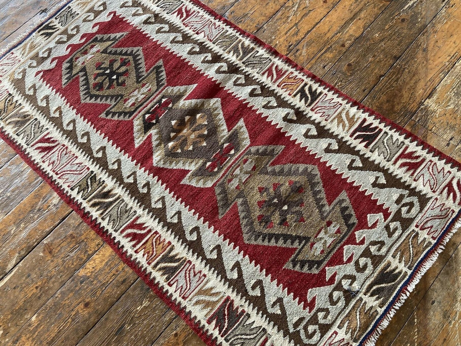 Vintage Anatolian Kilim 1.35m X 0.74m photo vinterior