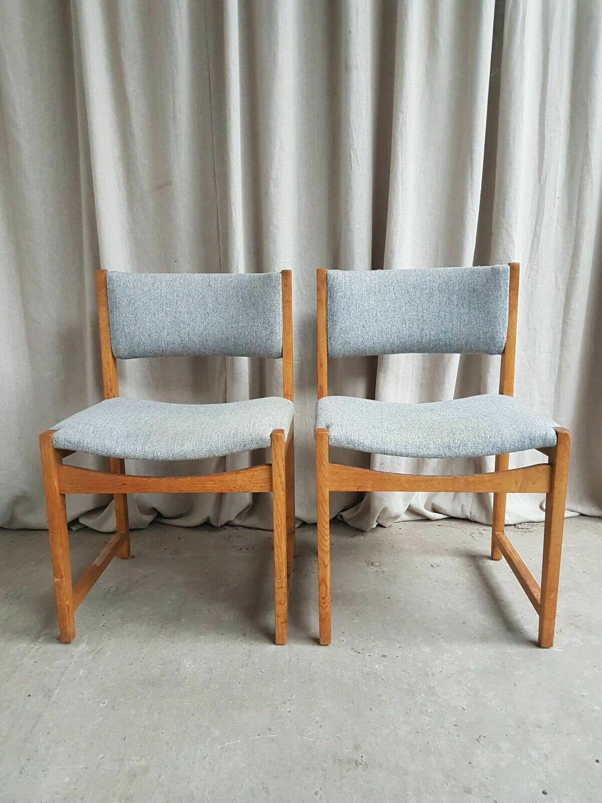 Vtg Mid Century Set 2 Danish Oak Dining Chairs By Peter Hvidt Scandi Retro photo Furniture