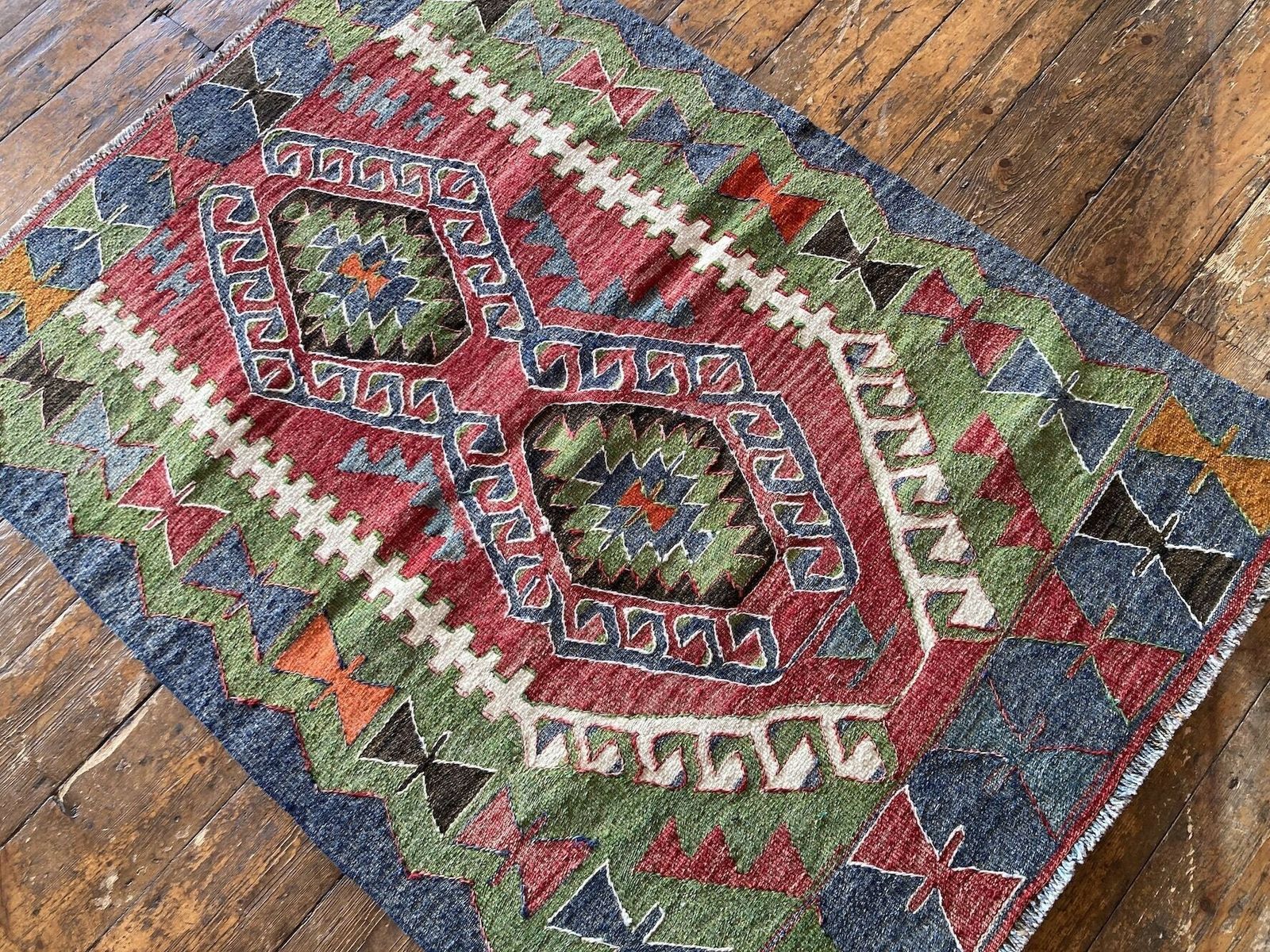 Vintage Anatolian Kilim 1.26m X 0.90m photo vinterior