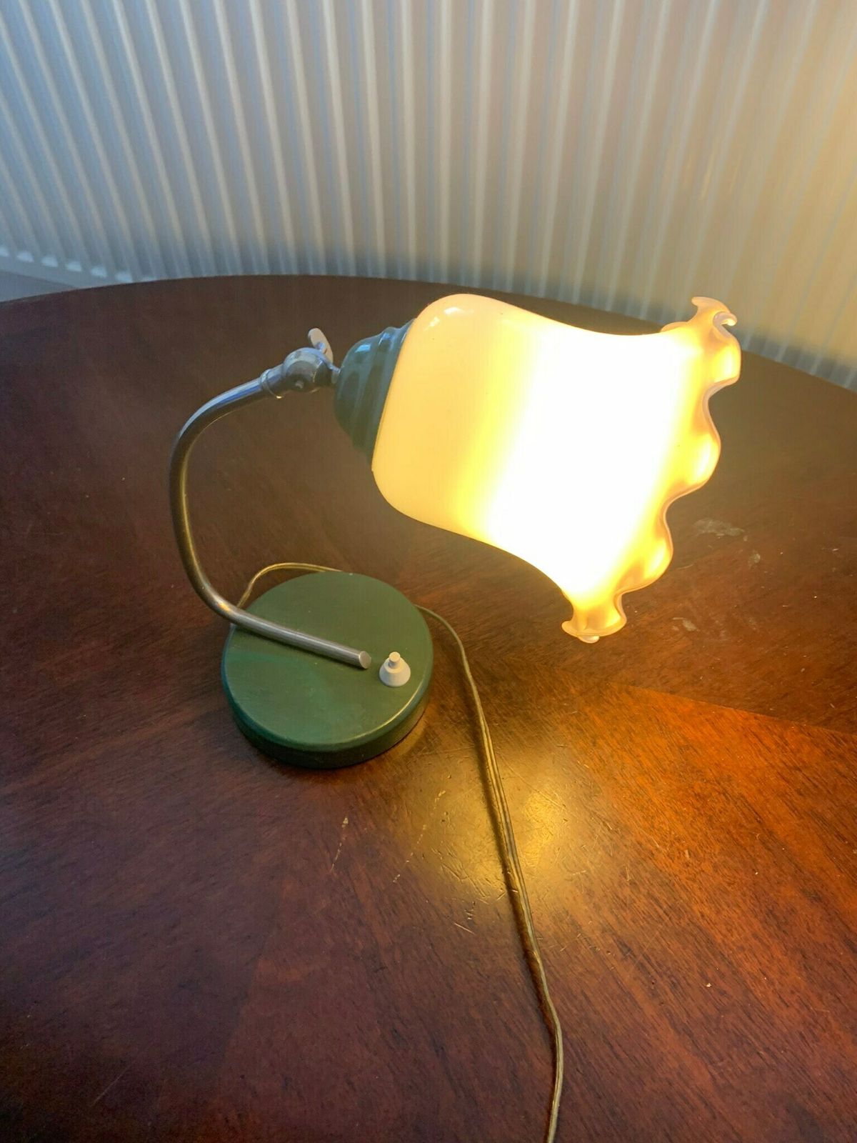Pretty Vintage French Boudoir/Bedside Adjustable Gooseneck Lamp Switched photo for sale