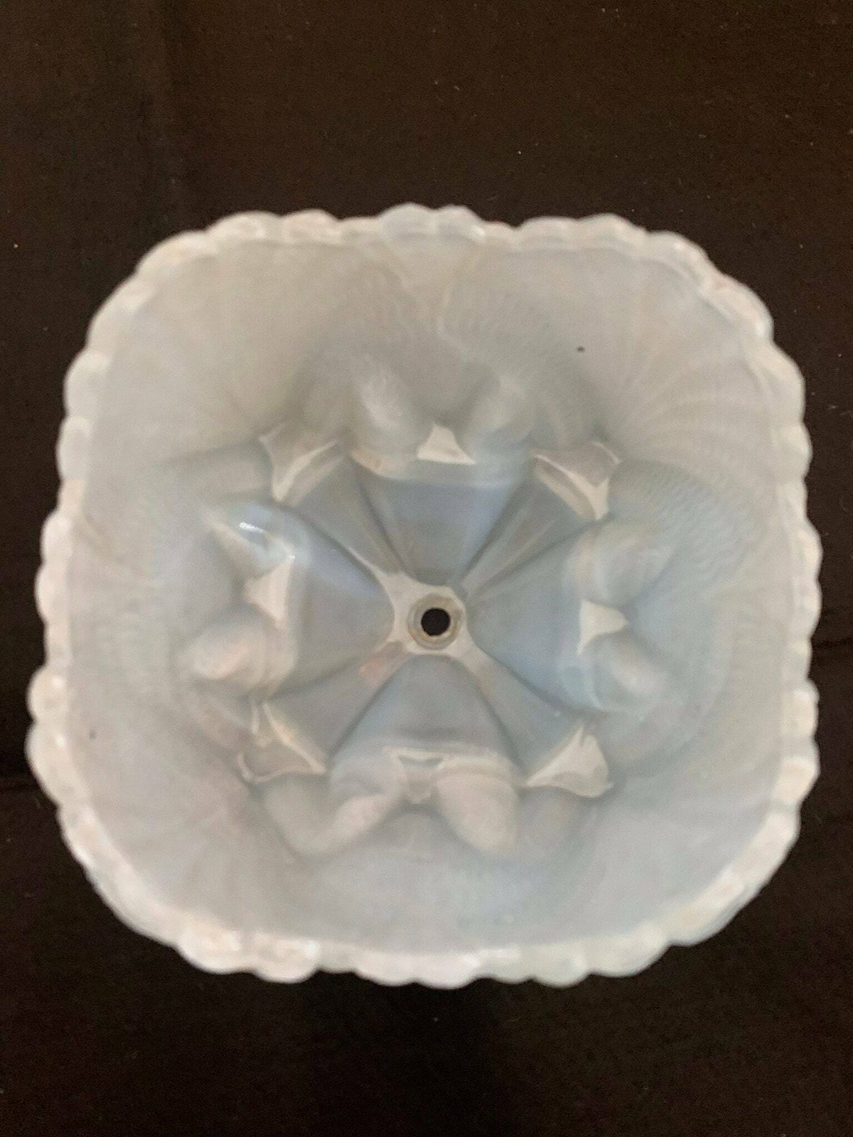 Exceptional Antique Art Deco Opalescent Glass Clam/Scallop Shell Lamp/Light Shade photo vinterior