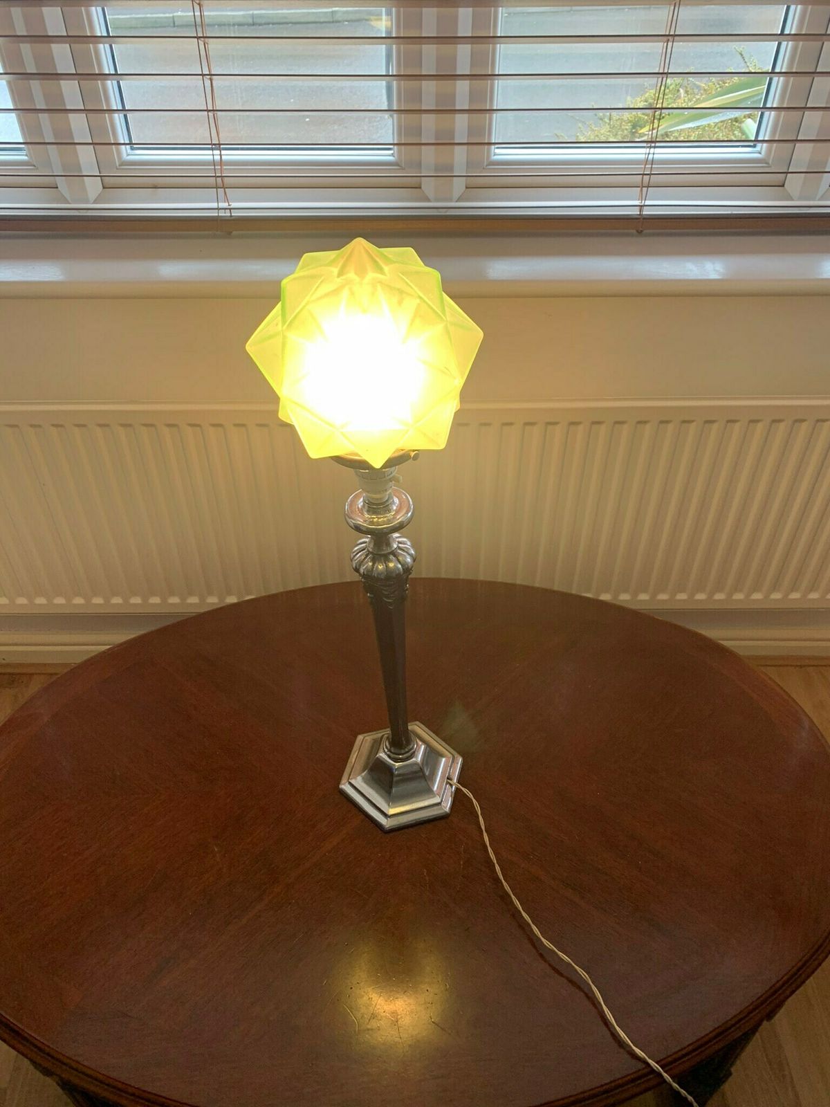 Extraordinary Large Original Uranium Art Deco Chrome & Green Icosahedron Frosted Vaseline Glass Table Lamp Working photo furniture