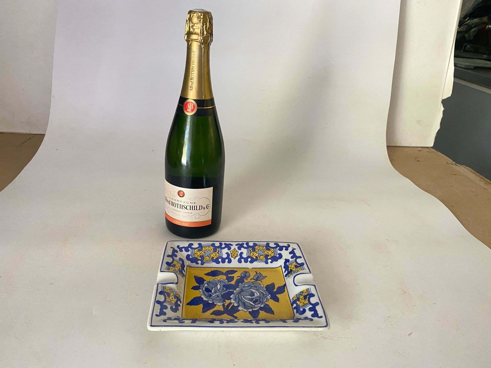 Ceramic Blue And Yellow Ashtray Or Vide Poche Circa 1960 Italy photo buy