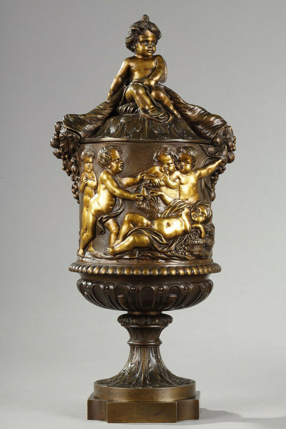 Pair Of Covered Vases, In Finely Chased Bronze With A Rich Rotating Decoration photo Home Decor