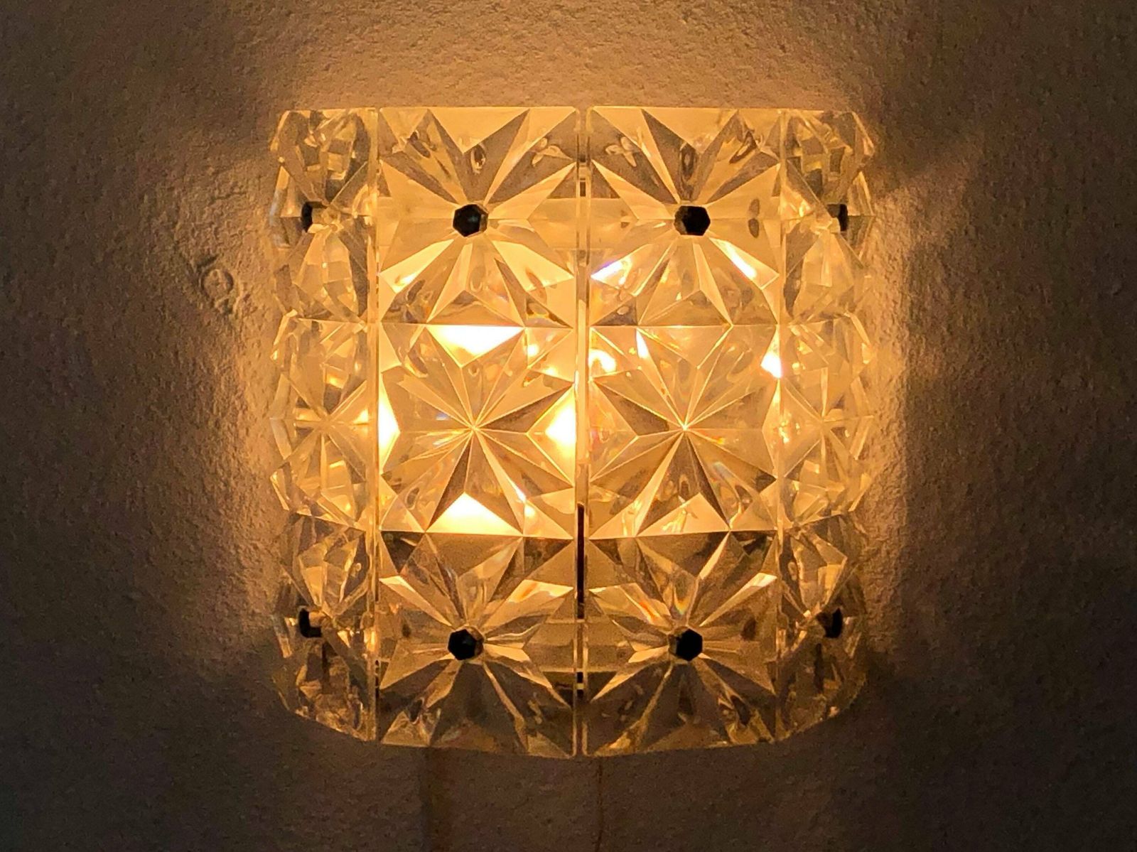 Danish Gorgeous Mid Century Vintage Wall Lamp With Beautiful Clear Patterned Relief Plastic Shade photo buy