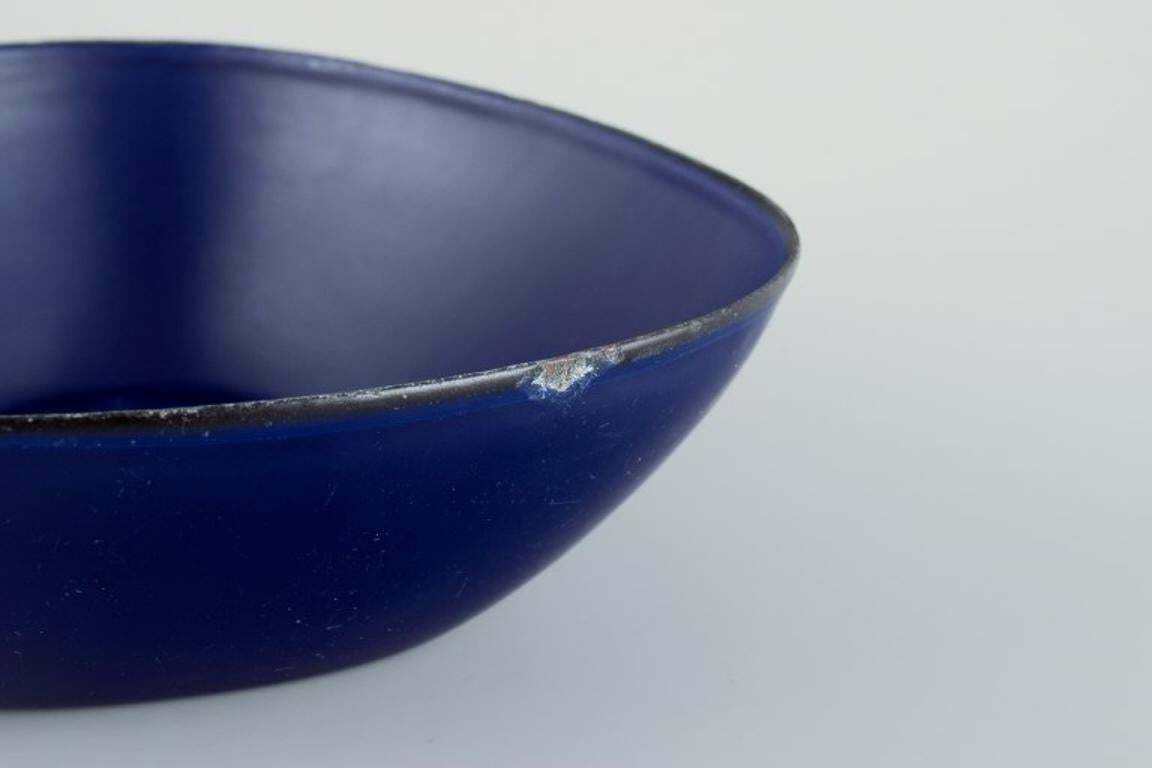 Kockum, Sweden. Pair Of Retro Metal Bowls. Dark Blue Enamel. From The 1970s. photo vinterior