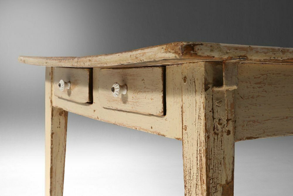 photo furniture French Farm Table With Tapered Legs, 1800s