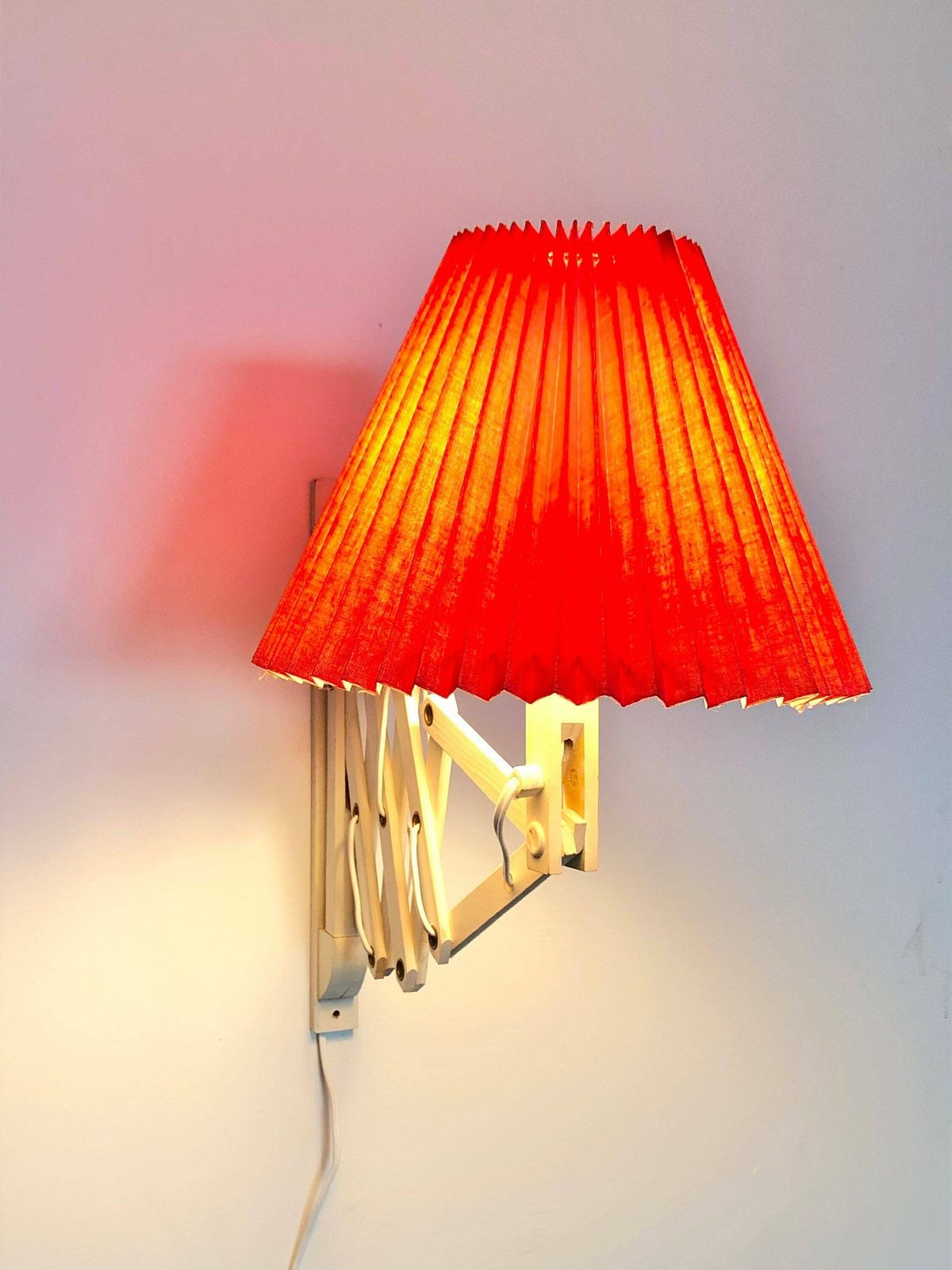 Vintage Danish Original Le Klint Design “Lk 96” Mid Century Scissor Wall Lamp In White Painted Wood With Red Pleated Shade photo Lighting