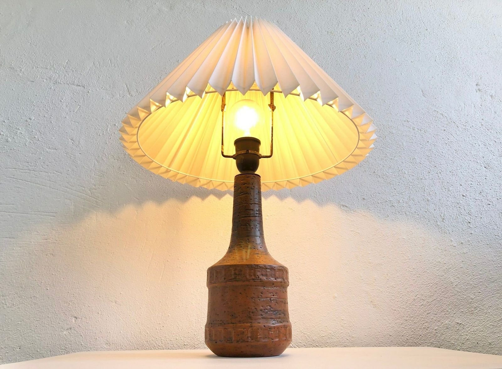 Ceramic Modernist Table Lamp In Brown Glaze And Modernist Mid Century Design With Beige Pleated Shade   Marked “Destiny” And “Anf” photo furniture