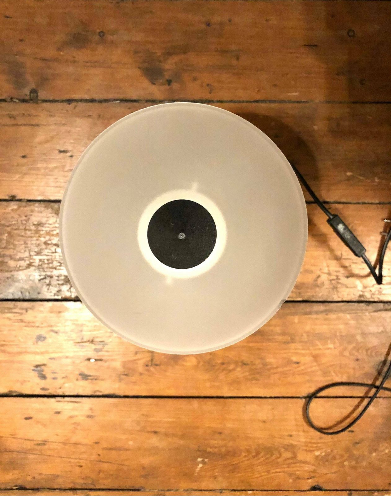 photo furniture Danish Postmodern Table Lamp In Organic Shaped Swaying Metal Base And Pointy Glass Shade   Design From E.S. Horn