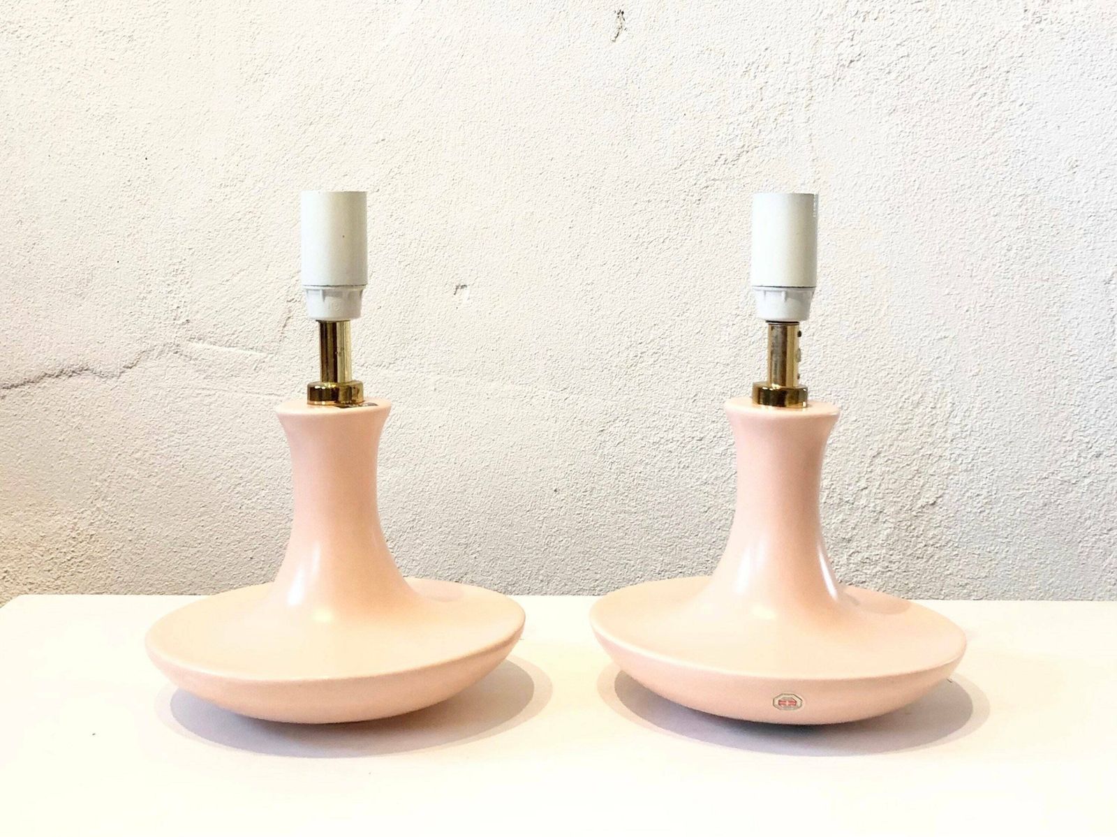 Pair Of Mid Century Pastel Pink Table Lamps In Organic Shape And Modernist Design By Odreco photo for sale