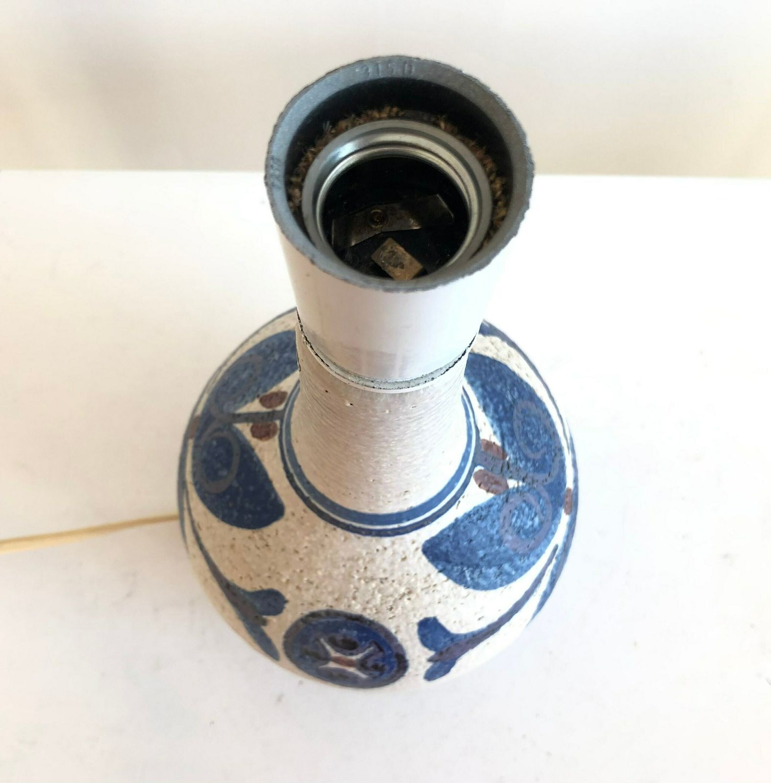 Danish Original Mid Century Modern Stoneware Table Lamp With White Glaze And Gorgeous Blue Decoration   Design By Søholm, Bornholm Denmark photo vintage