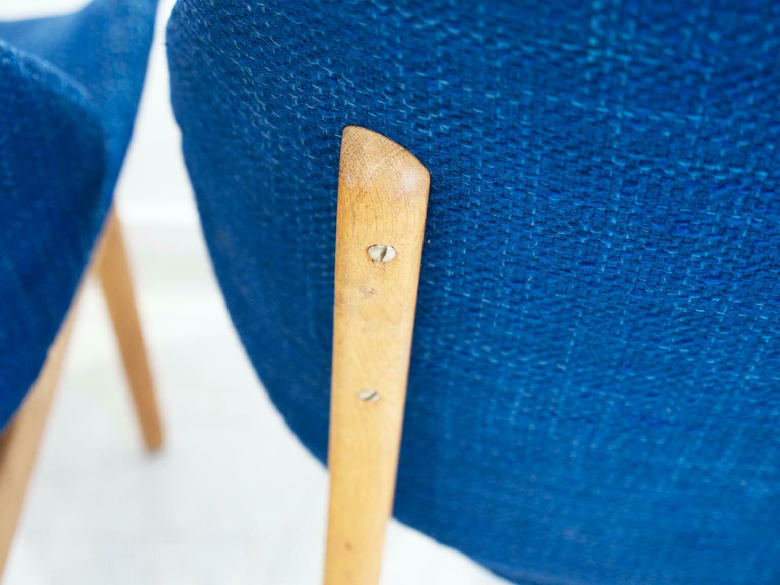 2884.0 Pair Of Blue Hans Olsen Model 134 Oak Chairs photo