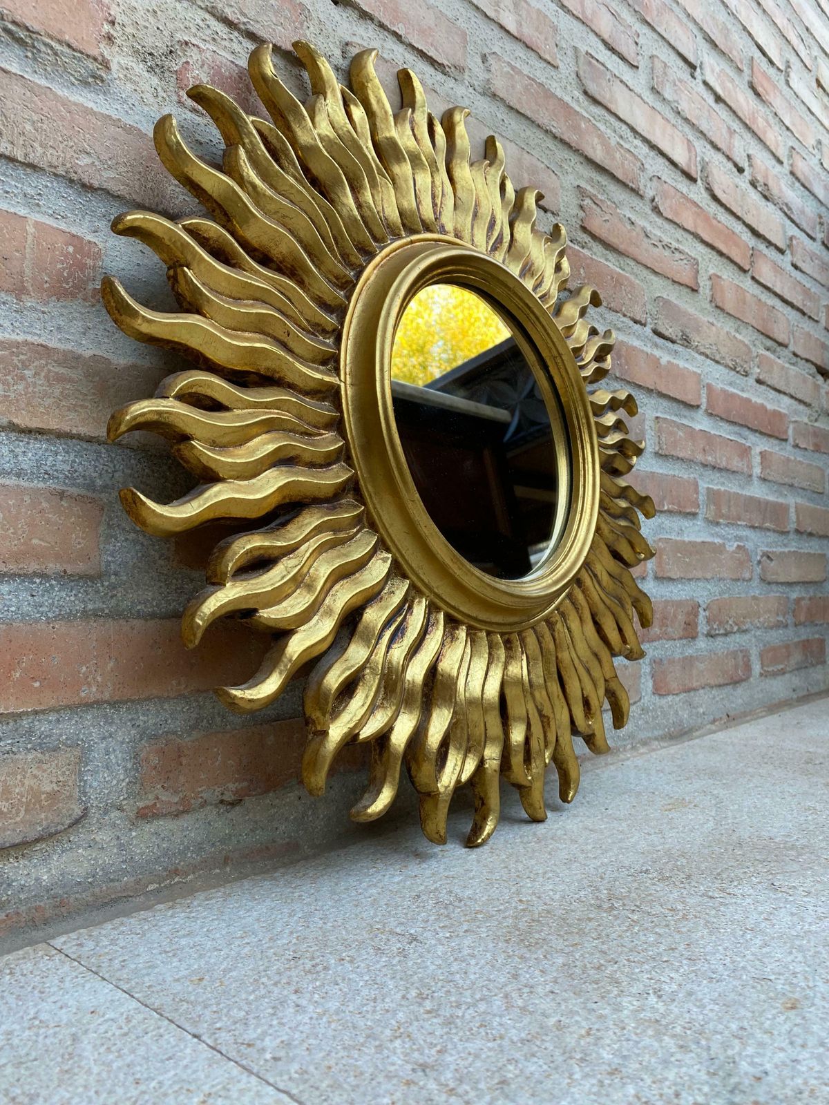 Miroir soleil mid-century français doré, années 1950 photo Décoration