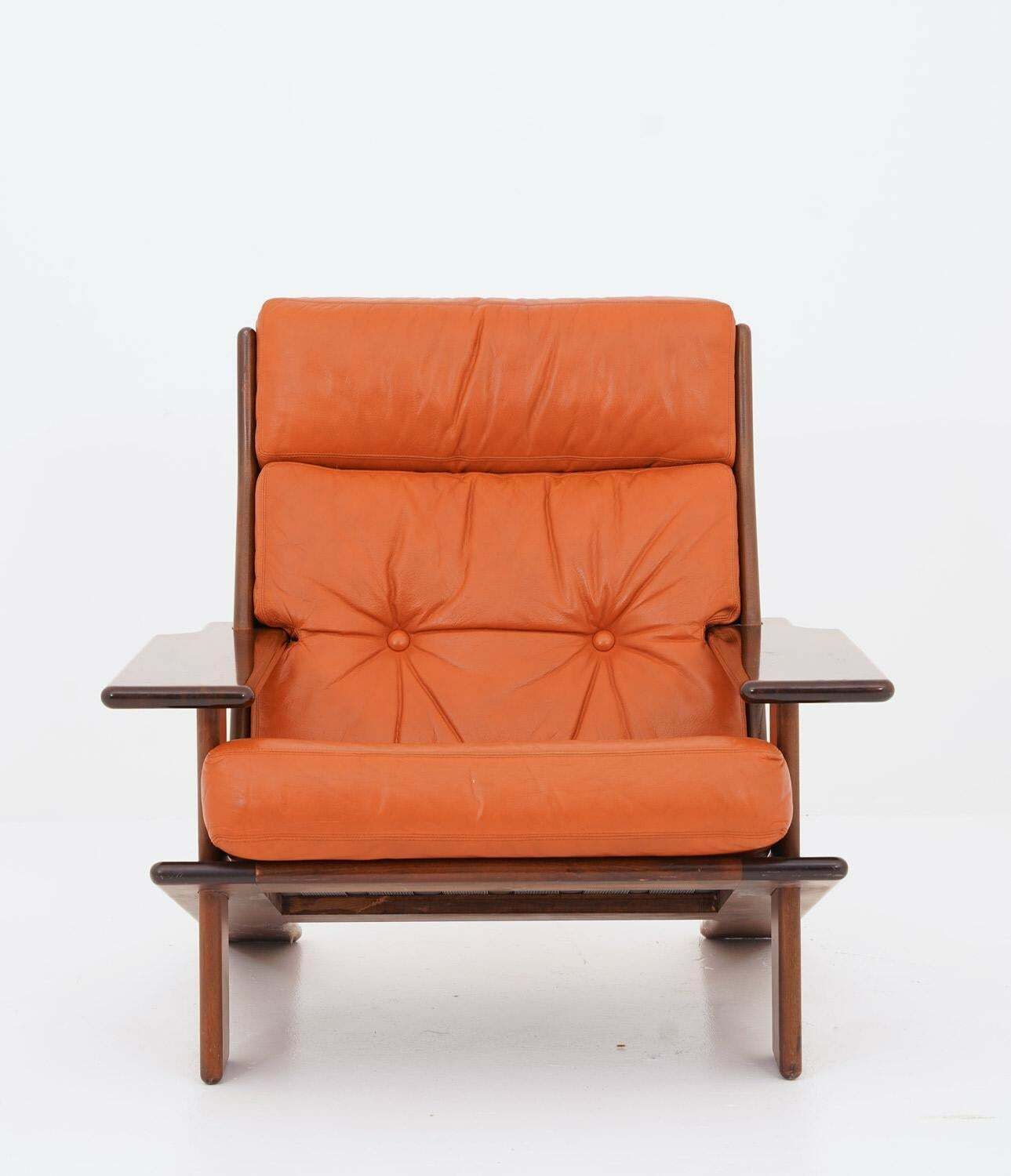 Scandinavian Lounge Chairs Model 'Pele' By Esko Pajamies