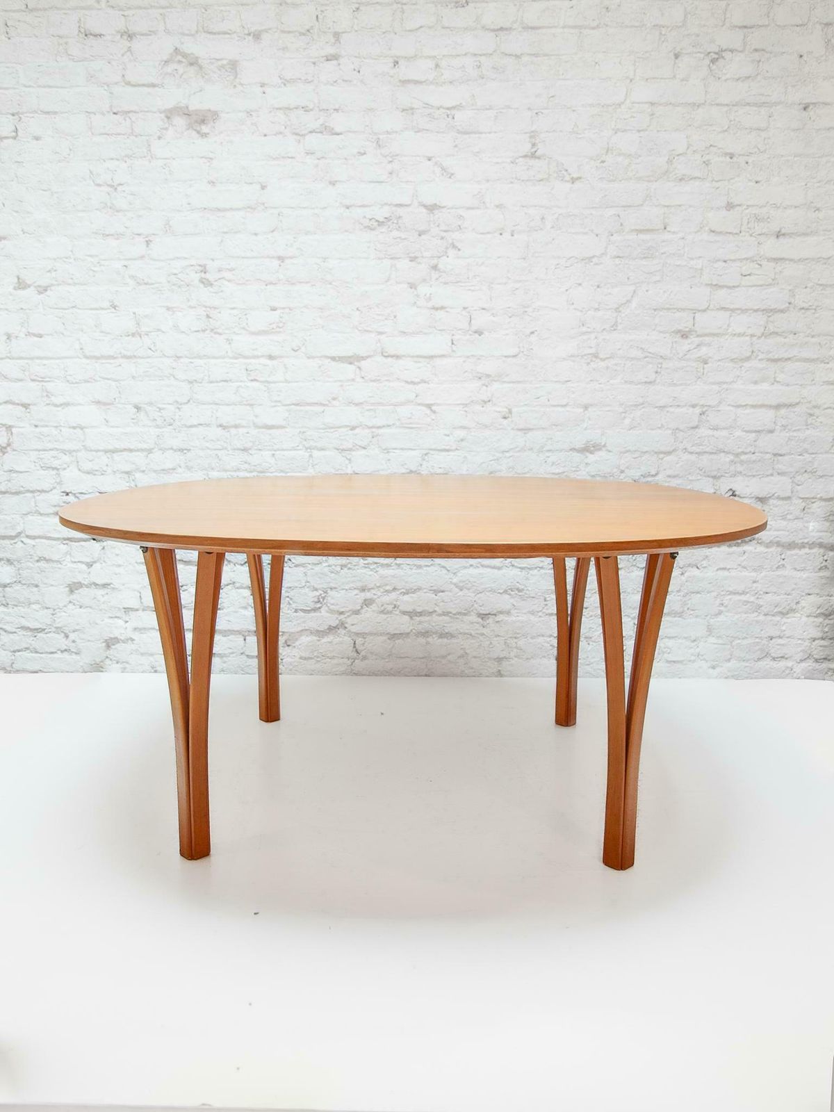 Ellipse Coffee Table By Piet Hein & Bruno Mathsson For Fritz Hansen, 1990 photo 2309.0