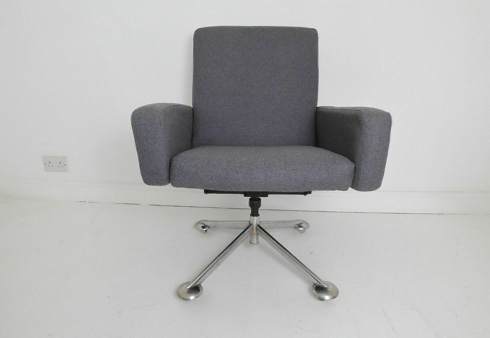Stunning Vintage Chrome Swivel Lounge Chair   1960's photo furniture