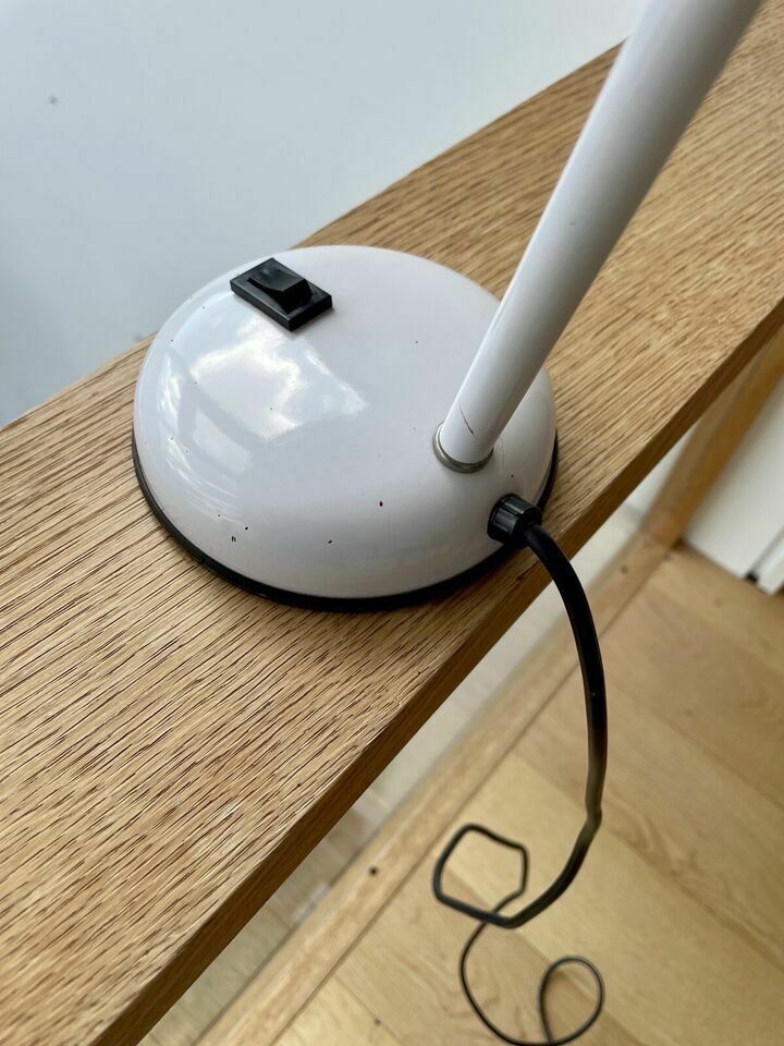 Vintage White Gooseneck Desk Lamp By Veneta Lumi Italy Bhs 1980s Pat Tested photo for sale