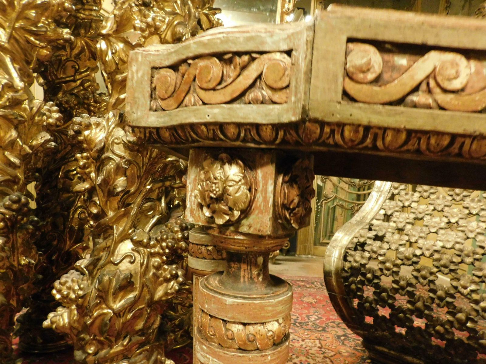 photo furniture Console Table In Lacquered And Gilded Wood With Floral Motifs, Alabaster Top