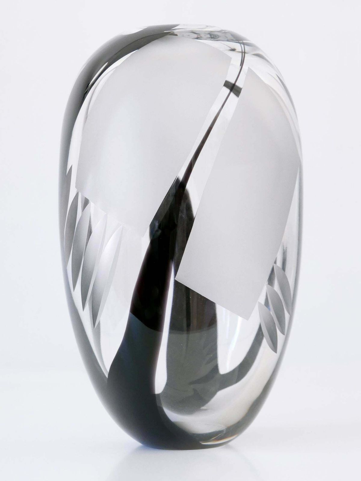 Unique Art Glass Vase By Anna Ehrer For Kosta Boda Sweden 1992 Signed photo vintage