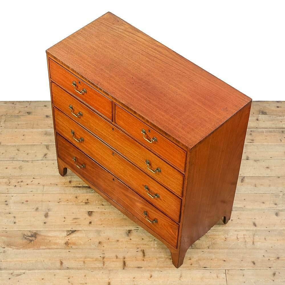 photo furniture Antique Victorian Mahogany Bow Front Chest Of Drawers