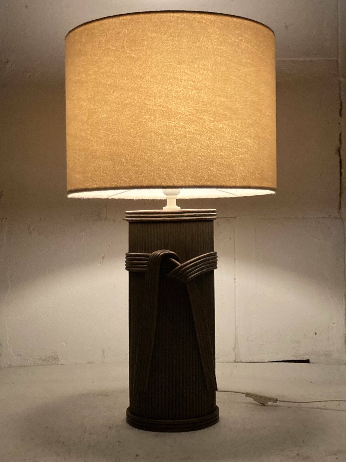 photo furniture Large Pencil Reed Rattan Bamboo Pillar Table Lamp, Bouclé Shade, Italy 1970s