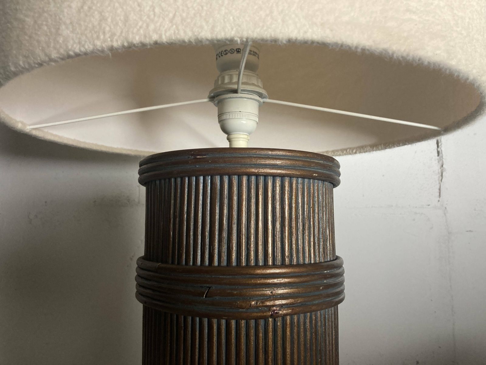 500.0 Large Pencil Reed Rattan Bamboo Pillar Table Lamp, Bouclé Shade, Italy 1970s photo