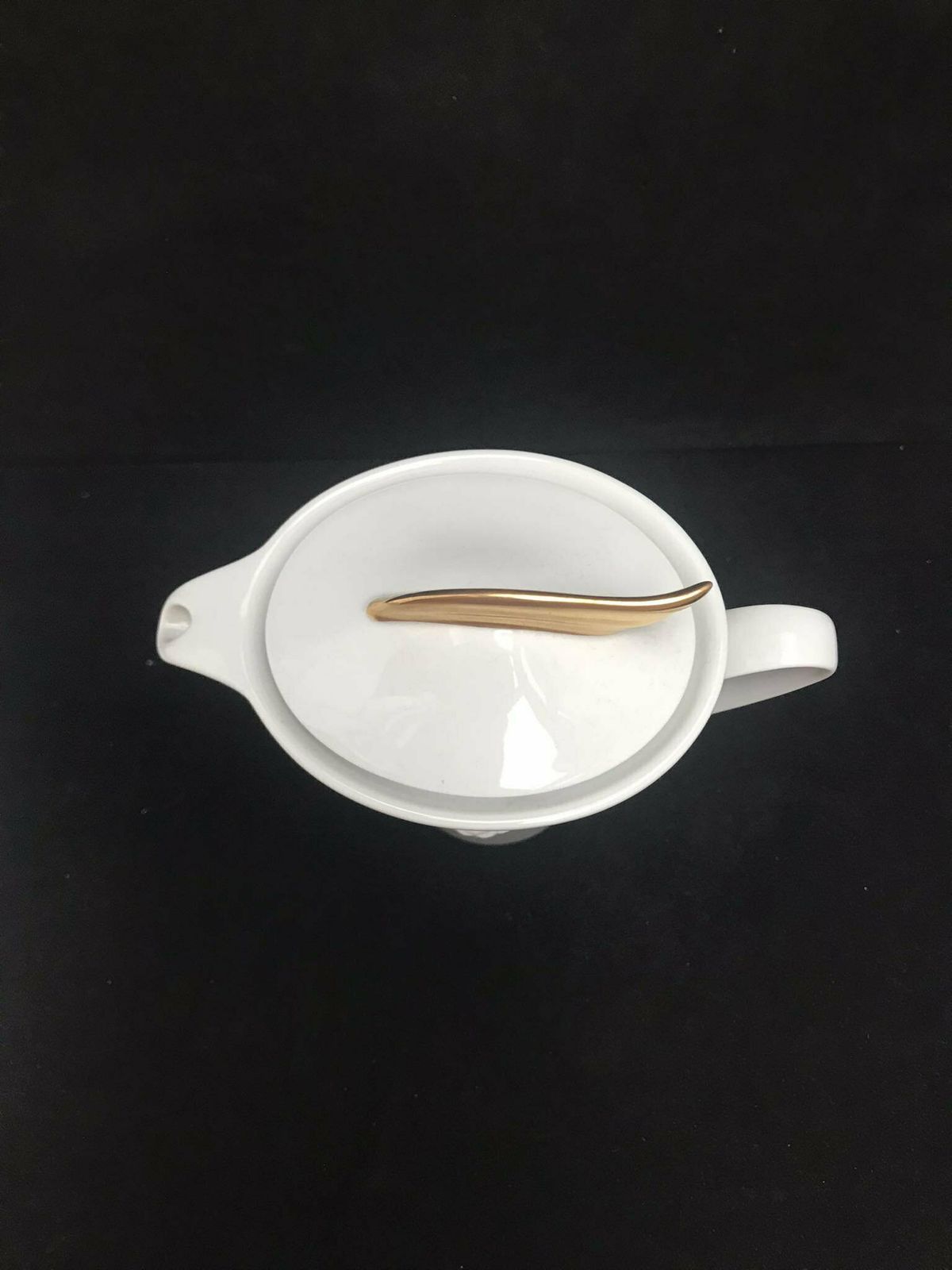 Versace Rosenthal Medaillon Meandre D'or Creamer Or Milk Jug Wedding Luxury Gift Gift For Couple Coffee Tea Golden White Decor photo for sale