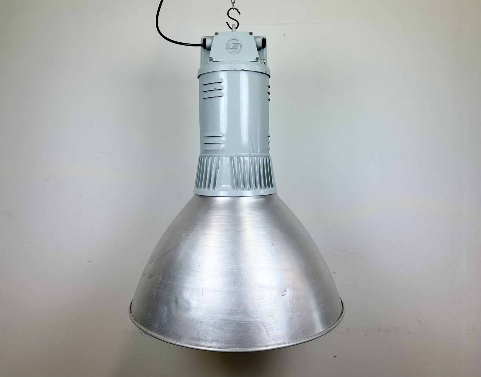 Large Industrial Aluminium Pendant Light From Elektrosvit, 1960s, 12x photo furniture