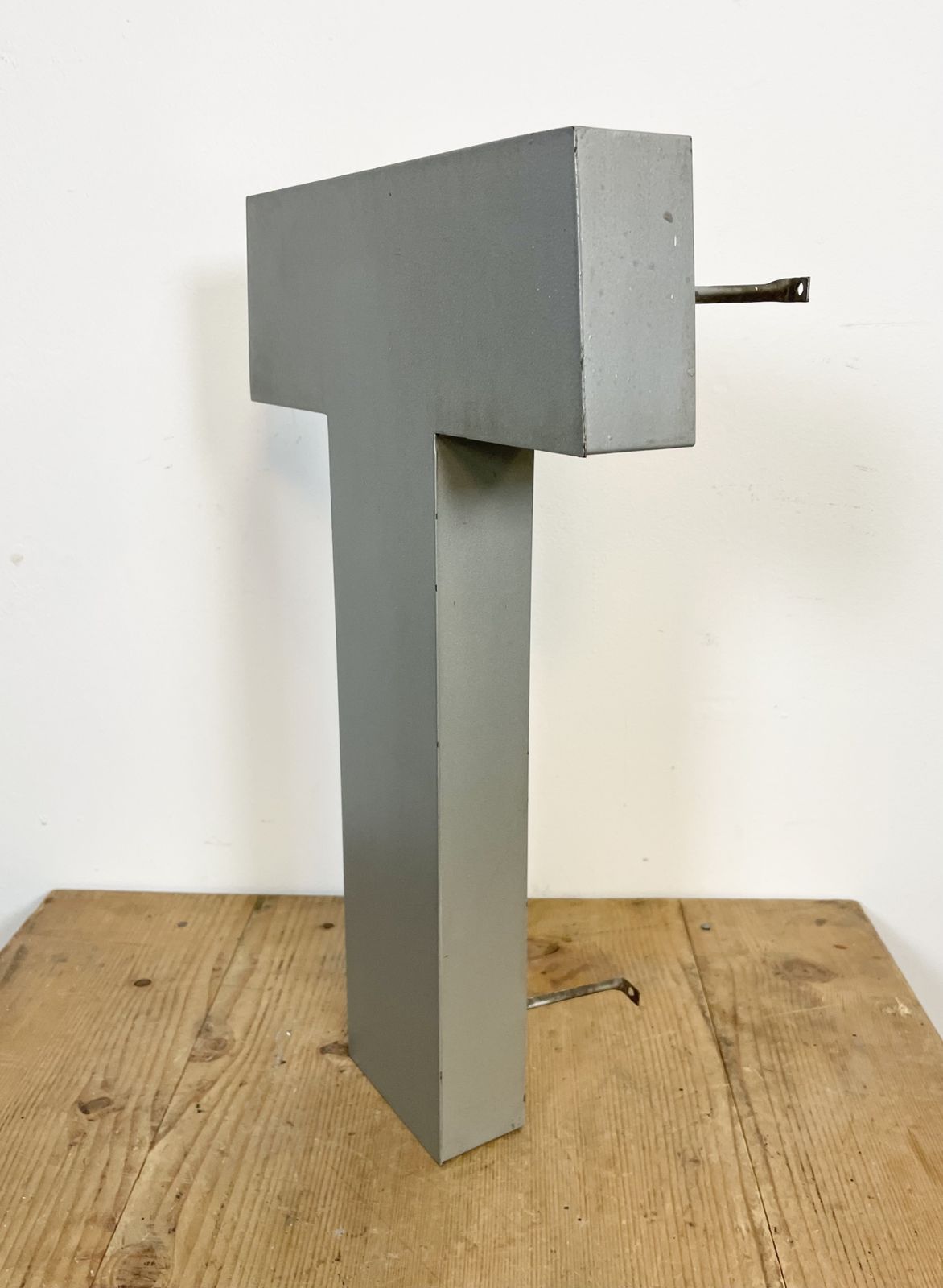photo furniture Large Vintage Grey Iron Facade Letter T, 1970s